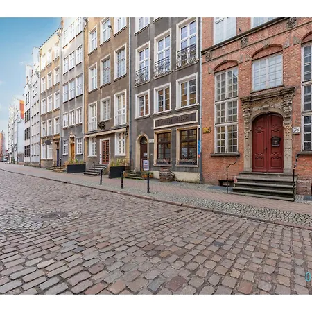 Luna Premium At Old Town *